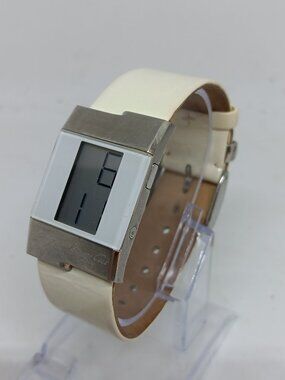 Kenneth Cole KC2500 Women's 23x36mm S/Steel Cream Strap Watch NEW BATT